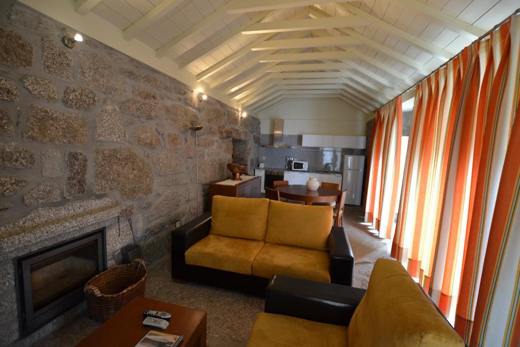 Aldeia Turistica de Louredo Guest House Vieira do Minho Rom bilde
