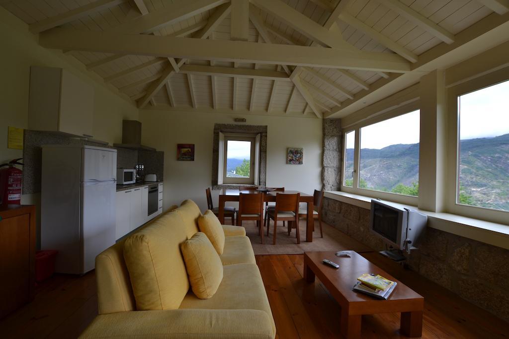Aldeia Turistica de Louredo Guest House Vieira do Minho Rom bilde